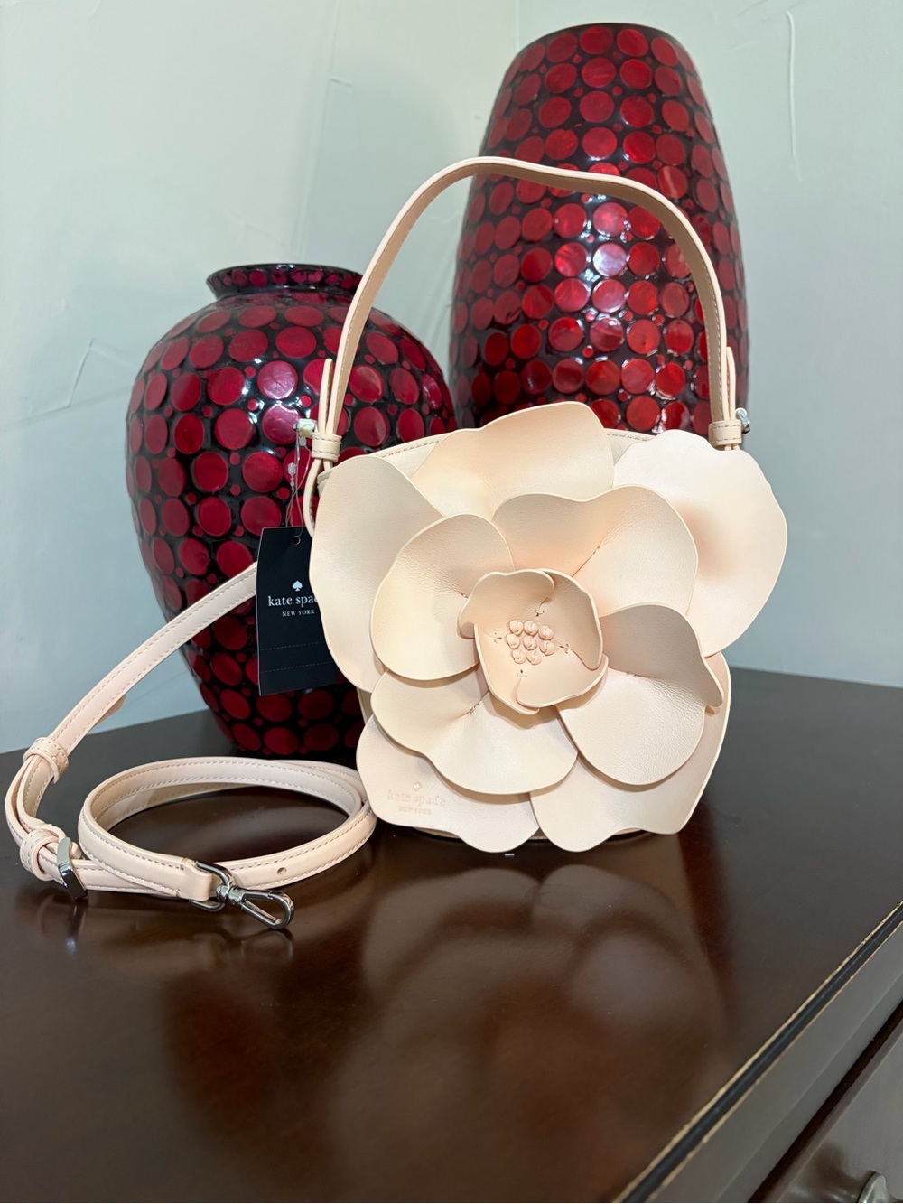 kate spade Flora Bucket Bag in Crisp Peach NWT MSRP $449